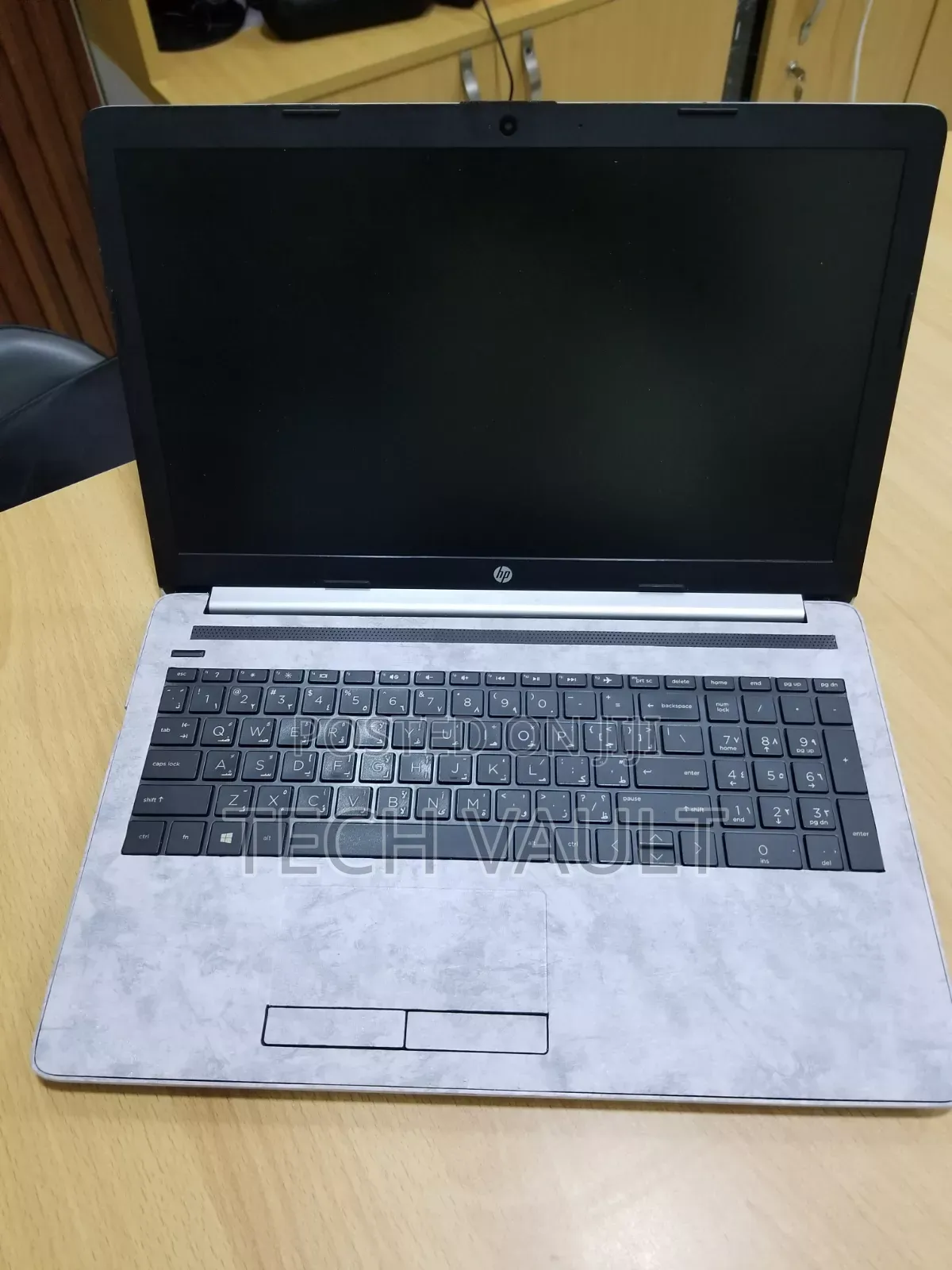 New Laptop HP 15-dw0037wm 8GB Intel Core i7 SSD 256GB