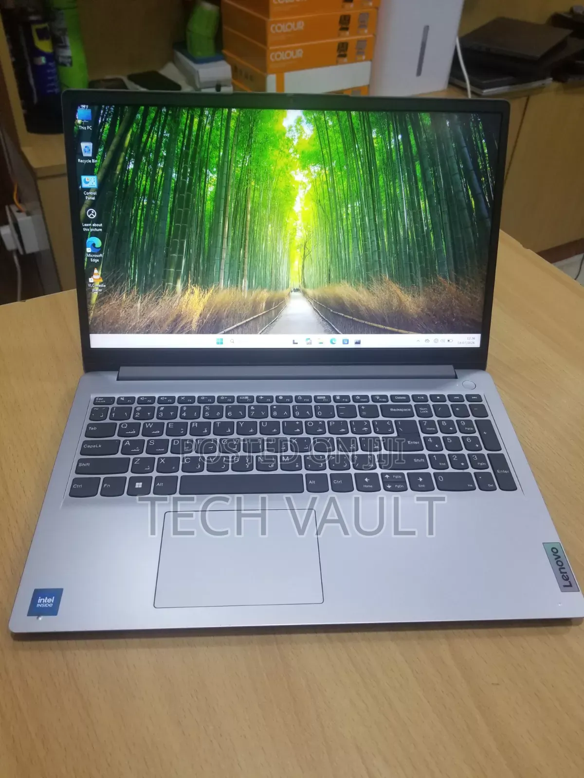 New Laptop Lenovo IdeaPad 720S 8GB Intel Core i5 SSD 256GB