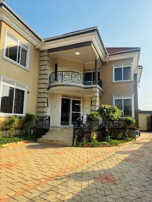 6bdrm Bungalow in Kira for sale