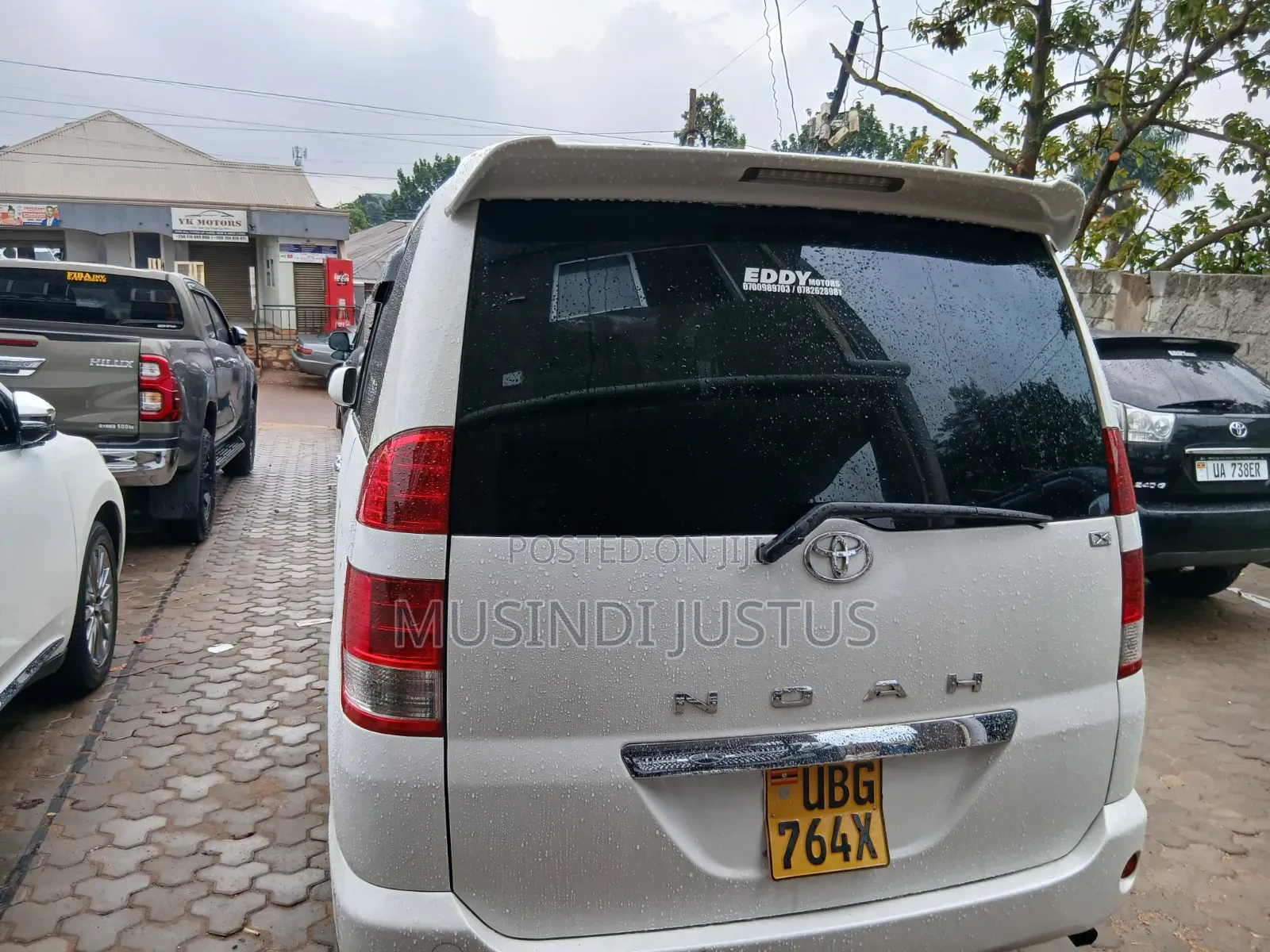 Toyota Noah 2006 White
