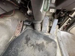 Fuso Low Bed 10 Tyres
