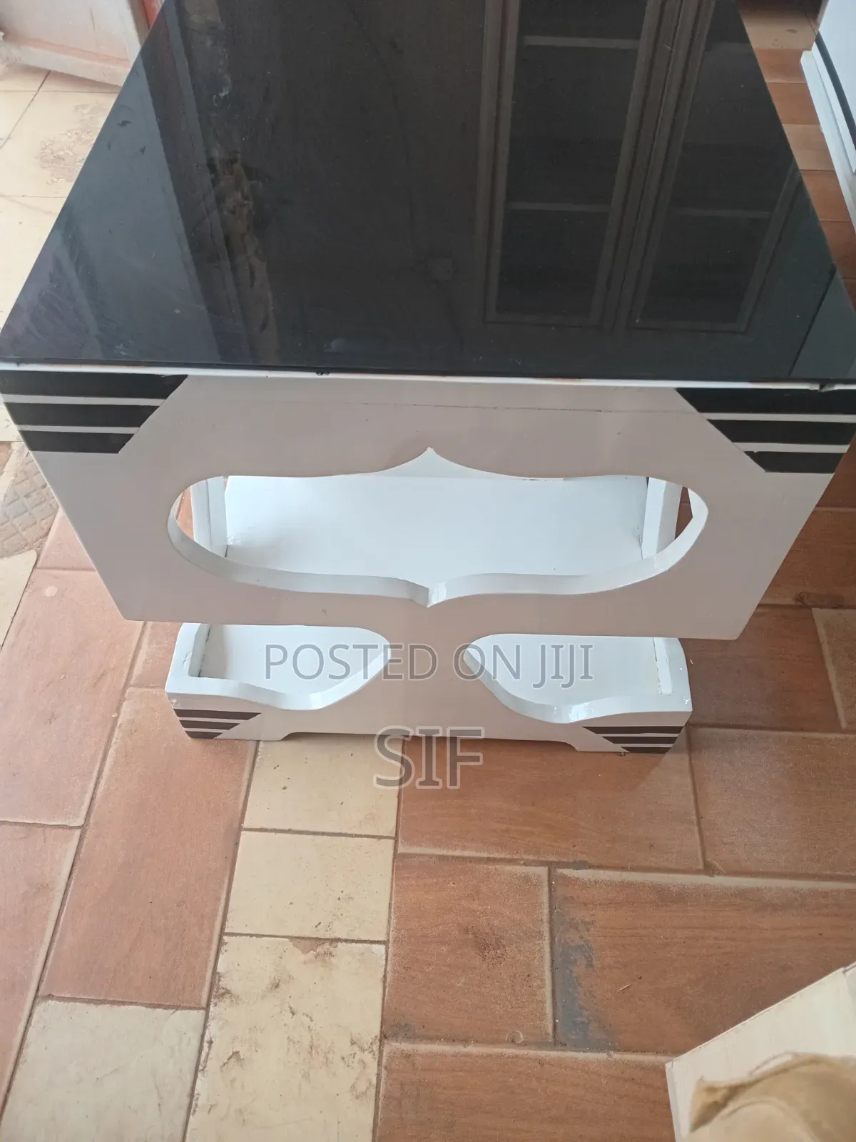 Black and White Center Table