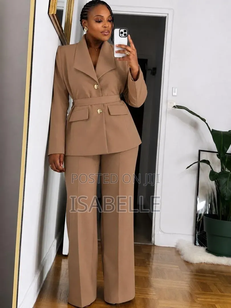 Women's Fashion