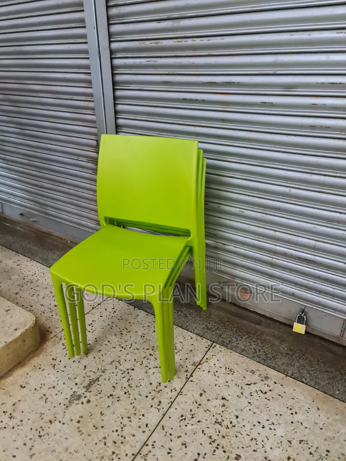 Chroma Plastic Chairs Plastic Chairs