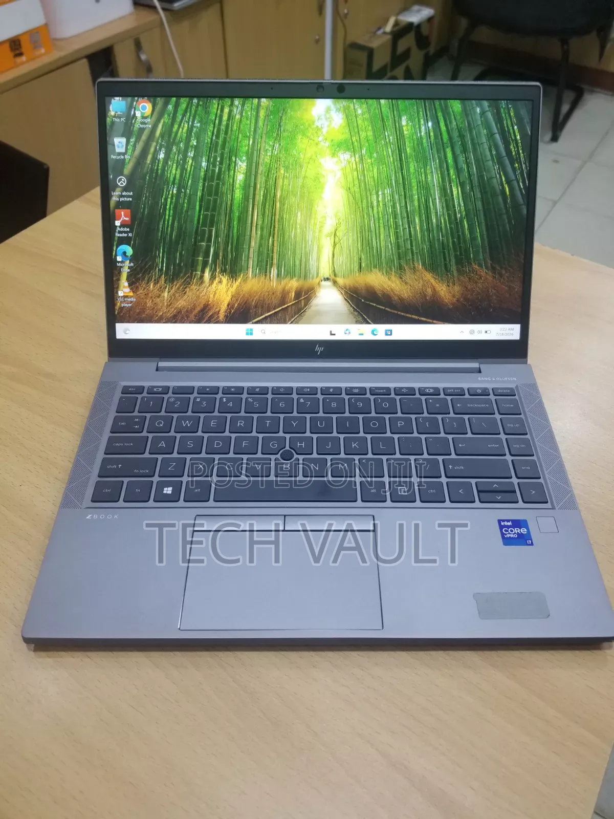 New Laptop HP ZBook Firefly G8 16GB Intel Core i7 SSD 512GB