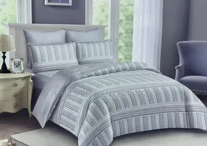 5x6. Quality Bedcover. 4pcs in 1set