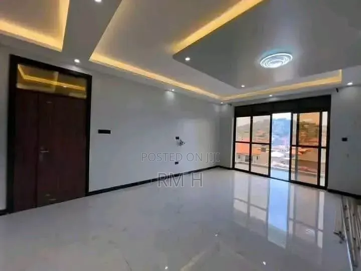3bdrm Apartment in Bukoto, Central Division for rent