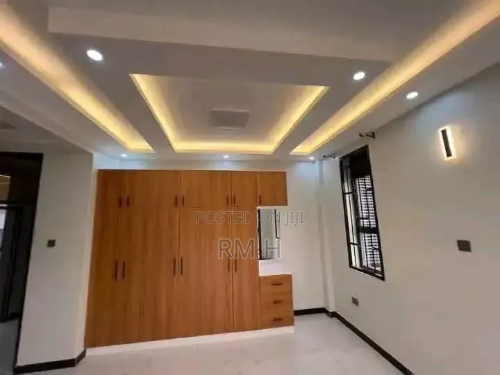 3bdrm Apartment in Bukoto, Central Division for rent