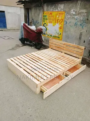 5by6 Pallet Bed With 2 Drawers