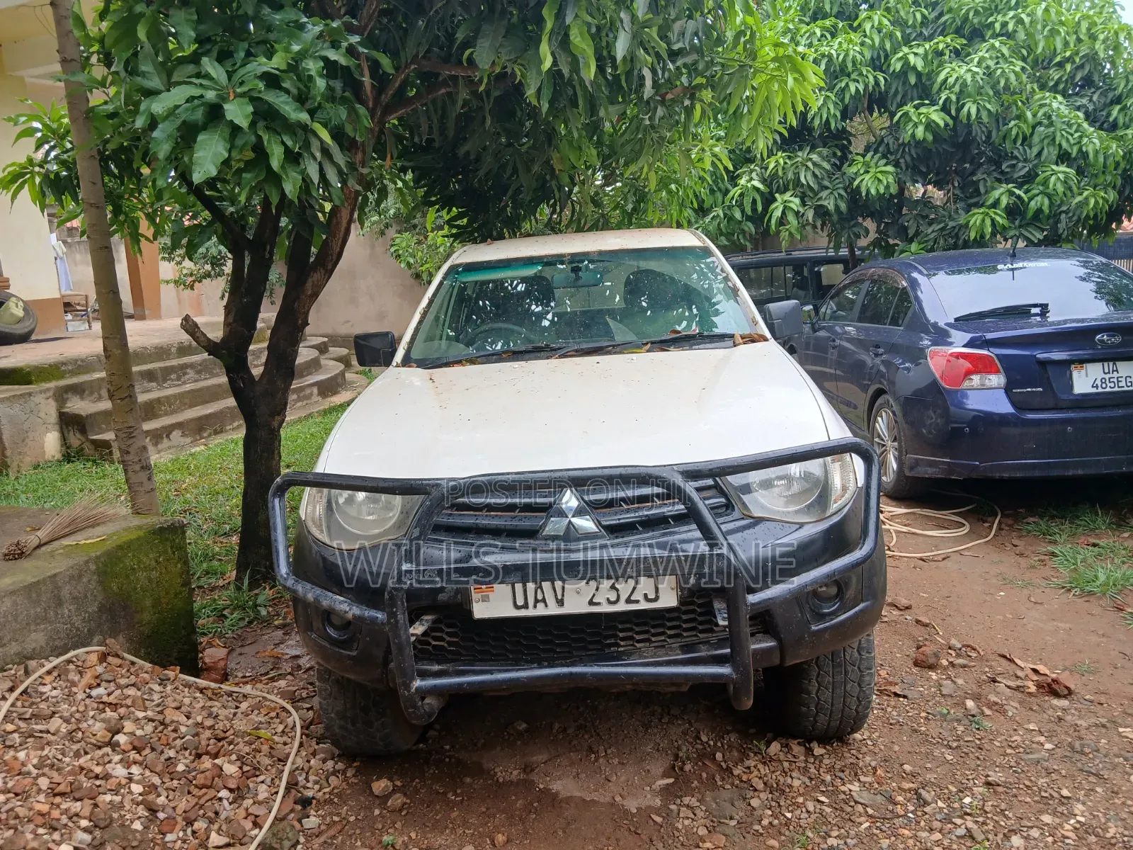 Mitsubishi L200 2013 White