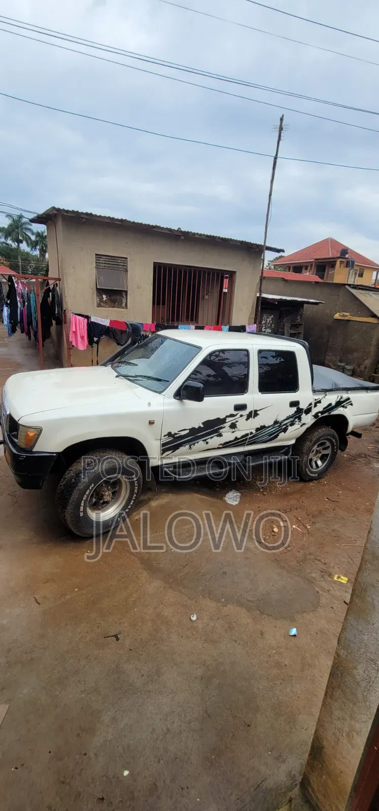 Toyota Hilux 1996 White