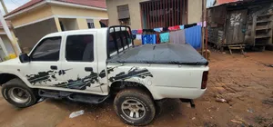 Toyota Hilux 1996 White
