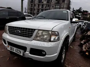 Ford Explorer 2006 White
