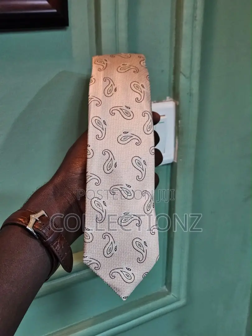 Burgundy Paisley Silk Men’s Tie