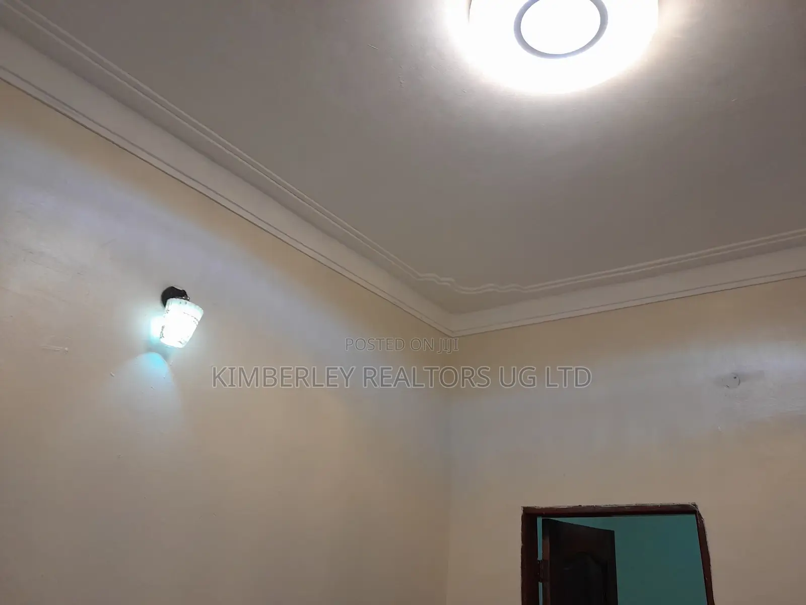 3bdrm Bungalow in Kira for sale