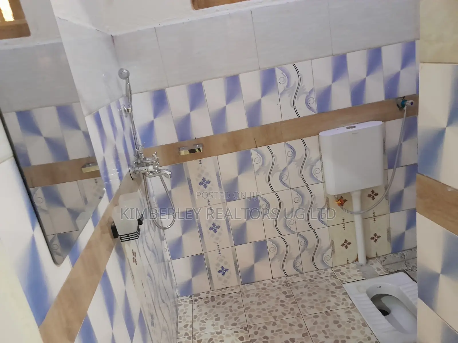3bdrm Bungalow in Kira for sale