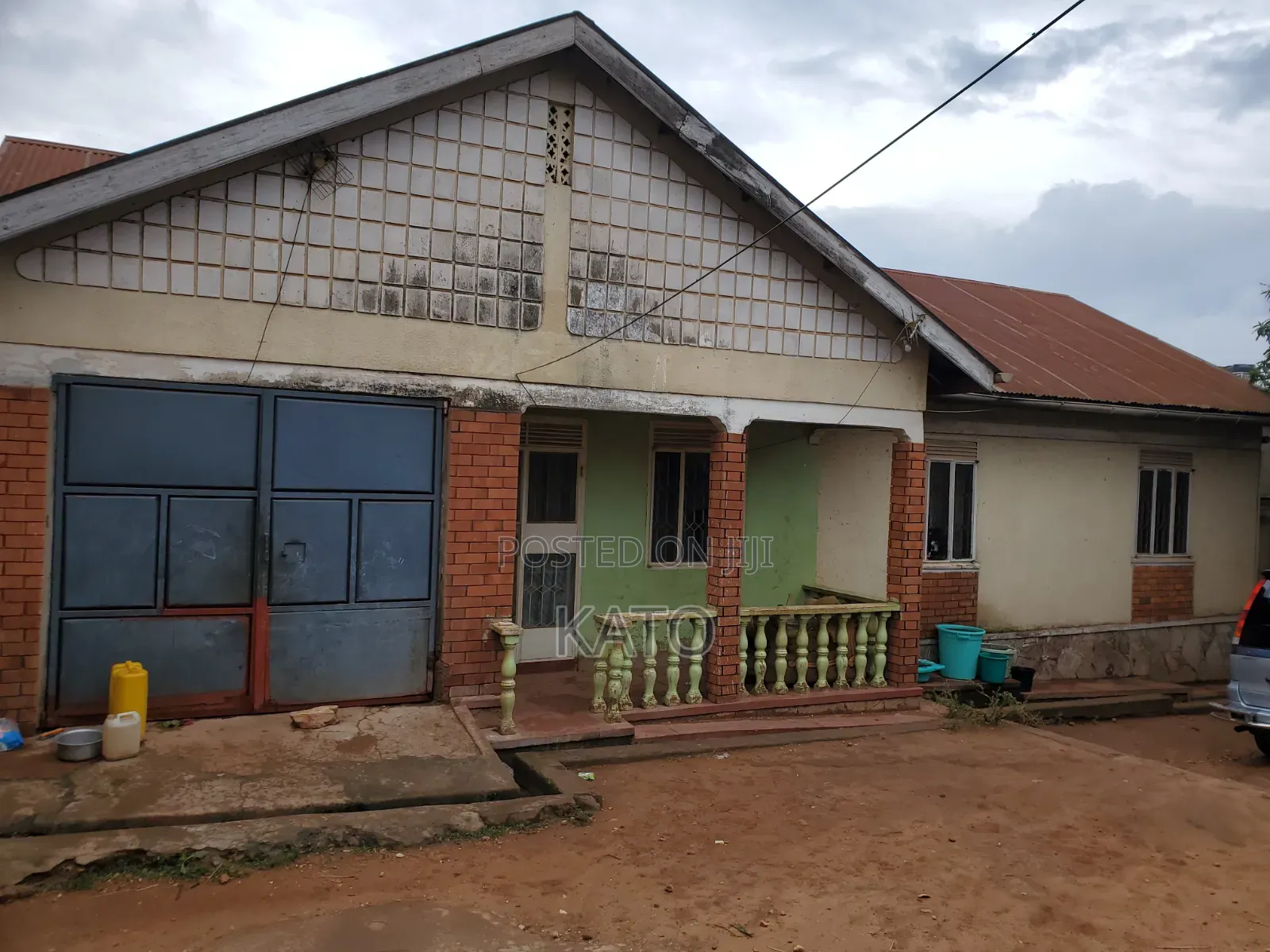 5bdrm Bungalow in Masuubi Estates, Kawempe for sale