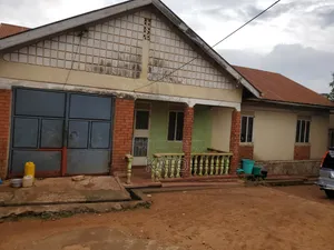 5bdrm Bungalow in Masuubi Estates, Kawempe for sale