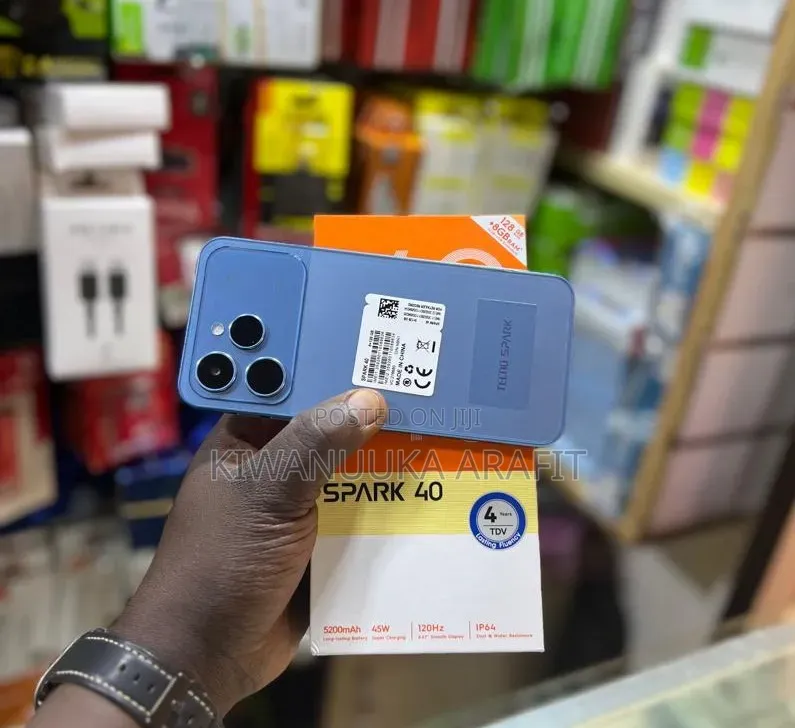 New Tecno Spark 40 256 GB Blue
