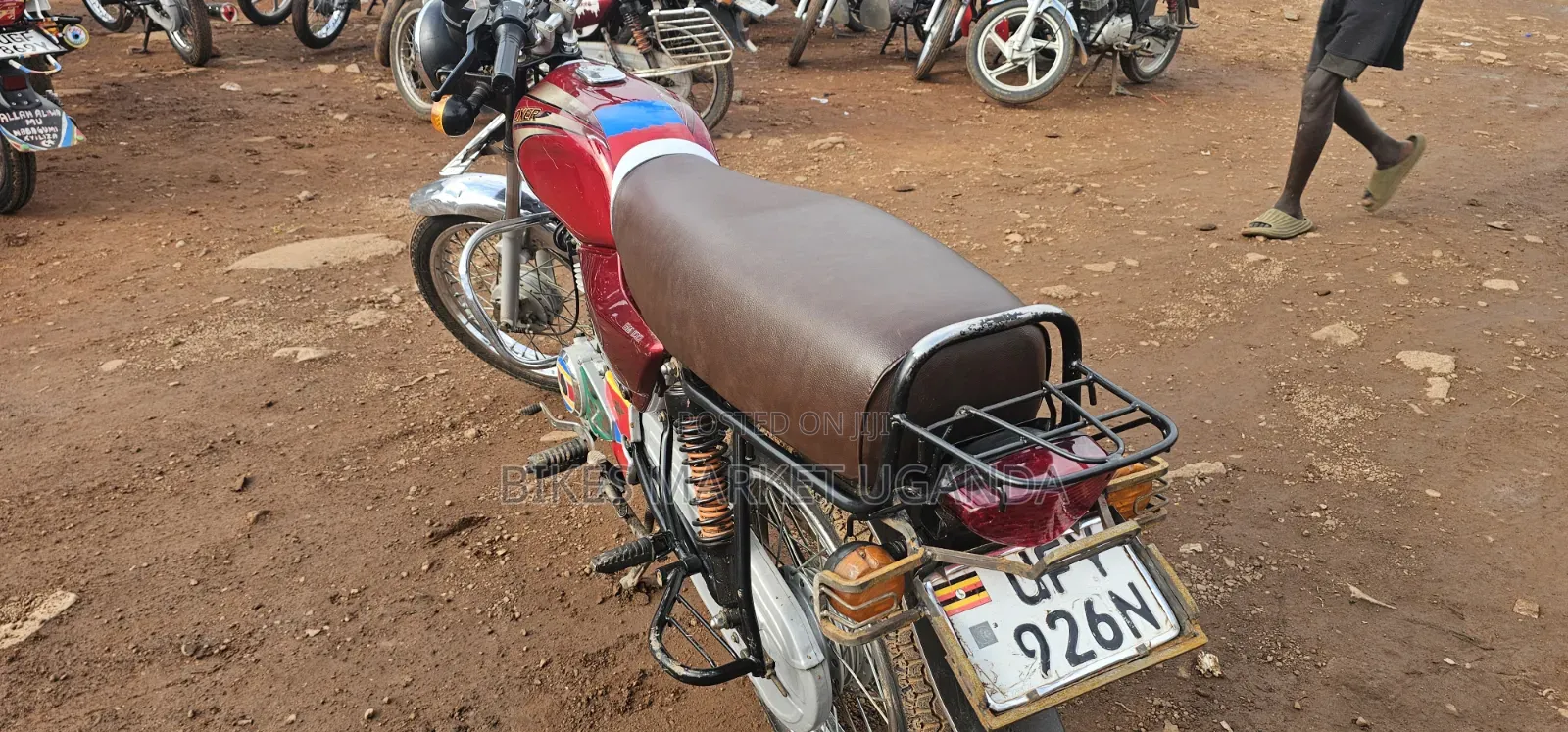 Bajaj Boxer 2024 Red