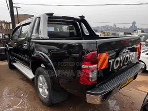 Toyota Hilux 2008 Black