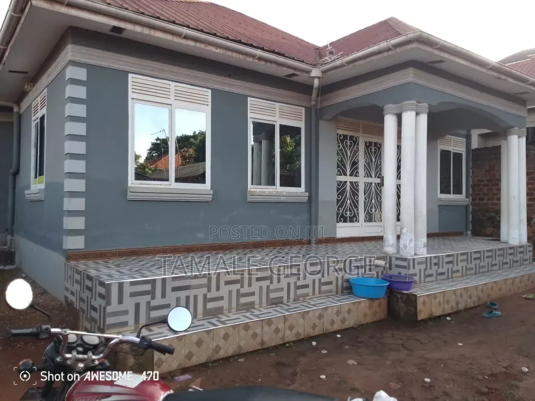 3bdrm Bungalow in Kigaga Estate, Nsangi for sale