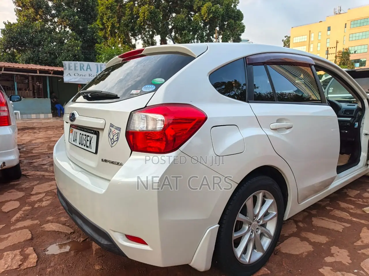 Subaru Impreza 2.0i Limited 4-dr 2013 White