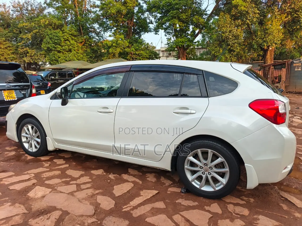 Subaru Impreza 2.0i Limited 4-dr 2013 White