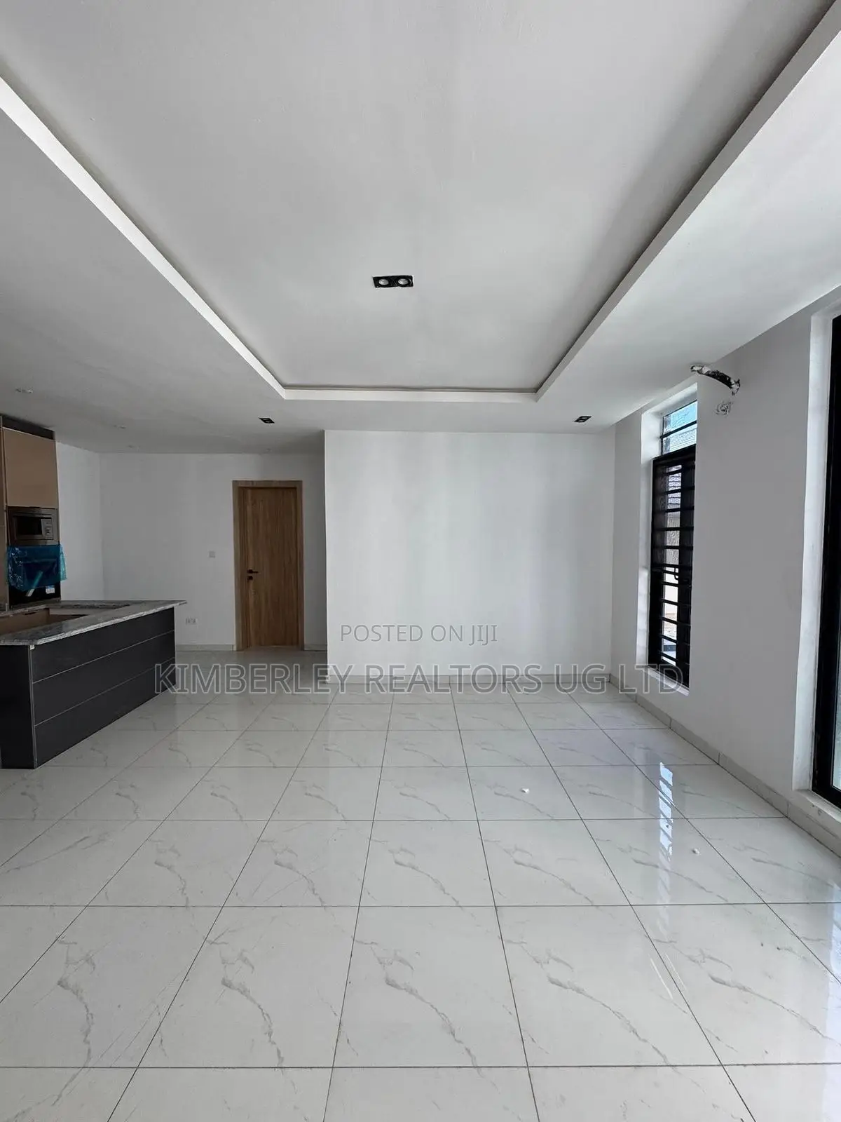 16bdrm Apartment in Central Division for sale