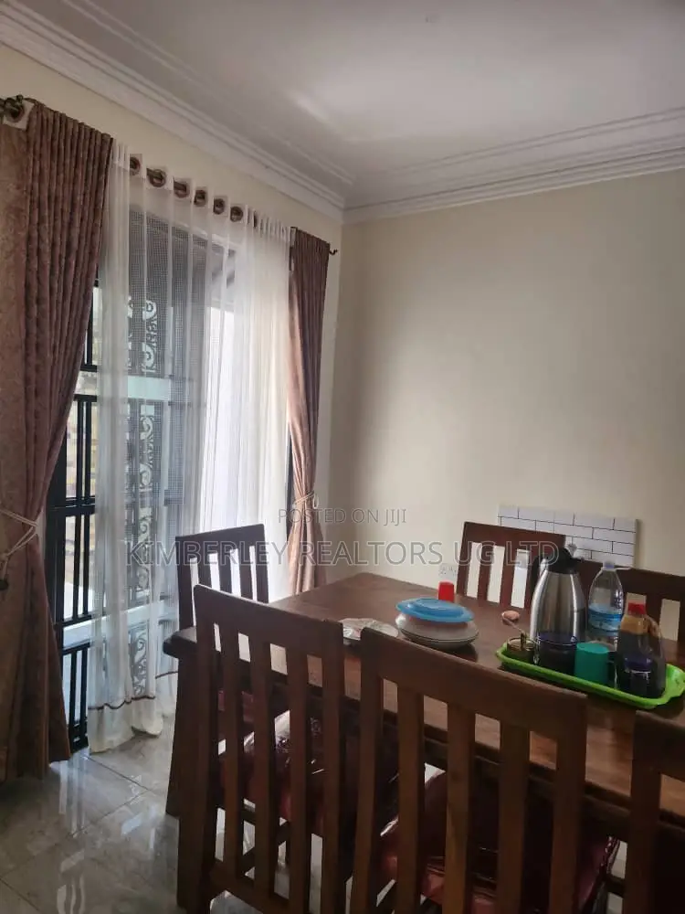 3bdrm House in Division A for sale