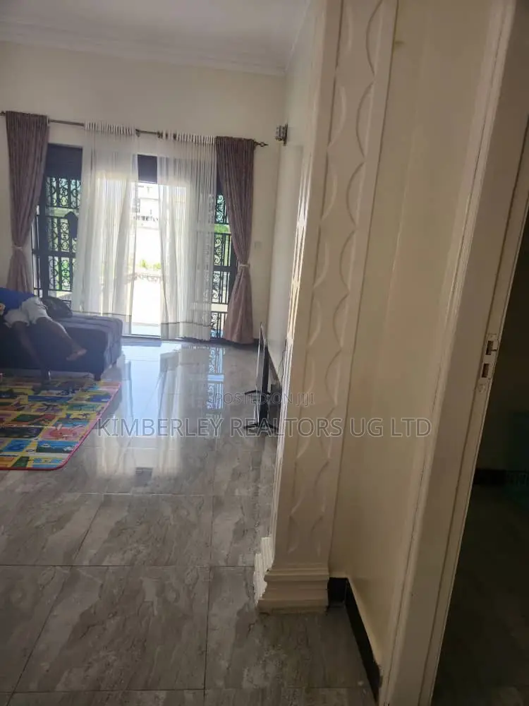 3bdrm House in Division A for sale