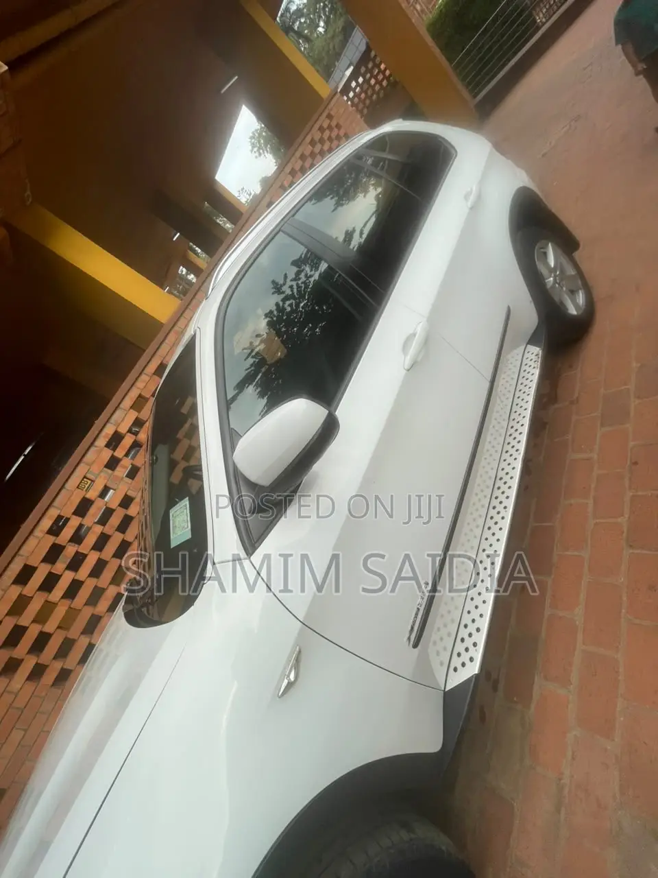 BMW X5 xDrive35i AWD (3.0L 6cyl 8A) 2011 White