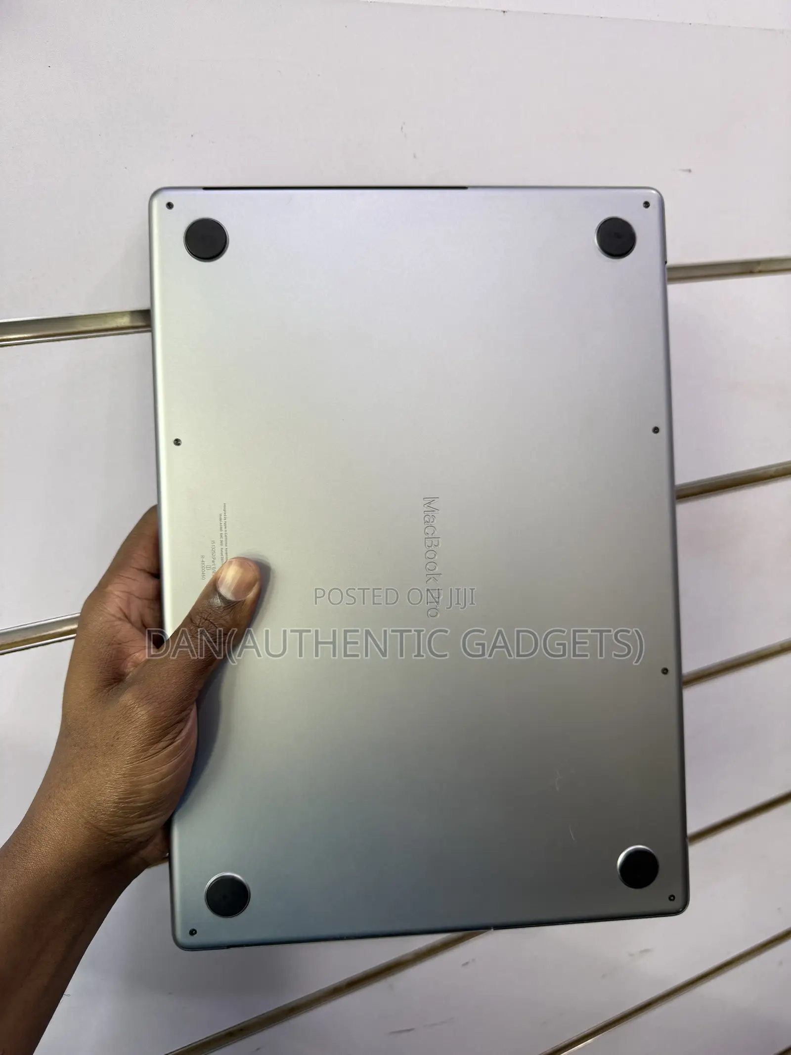 Laptop Apple MacBook Pro 2021 M1 Max 16GB Apple M1 Pro SSD 1T