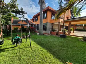 7bdrm Bungalow in Lubowa Estate, Central Division for rent