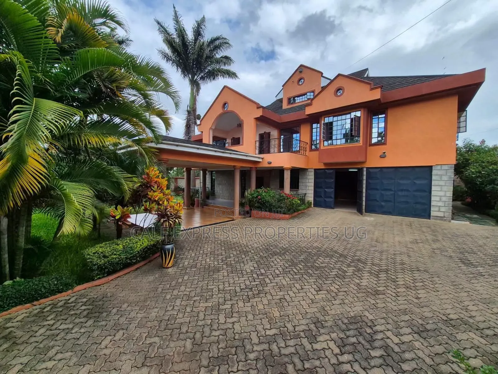 7bdrm Bungalow in Lubowa Estate, Central Division for rent