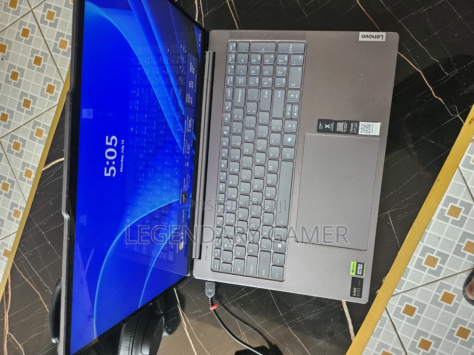 Laptop Lenovo Yoga Pro 9i Aura Edition 24GB Intel Core Ultra 9 SSD 1T