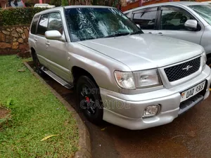 Subaru Forester 1998 Gray