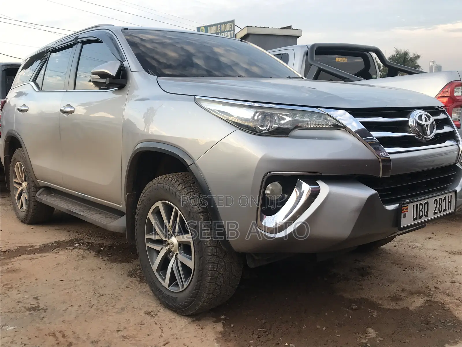 Toyota Fortuner 2015 Silver
