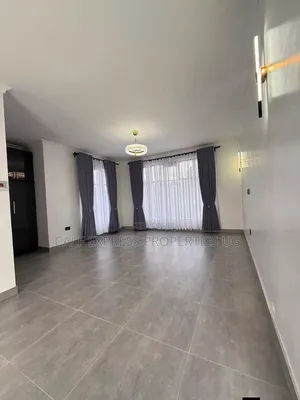 4bdrm Duplex in Kansanga Estate, Central Division for rent