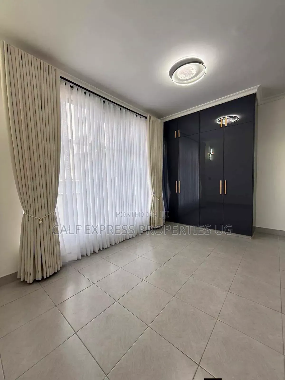 4bdrm Duplex in Kansanga Estate, Central Division for rent