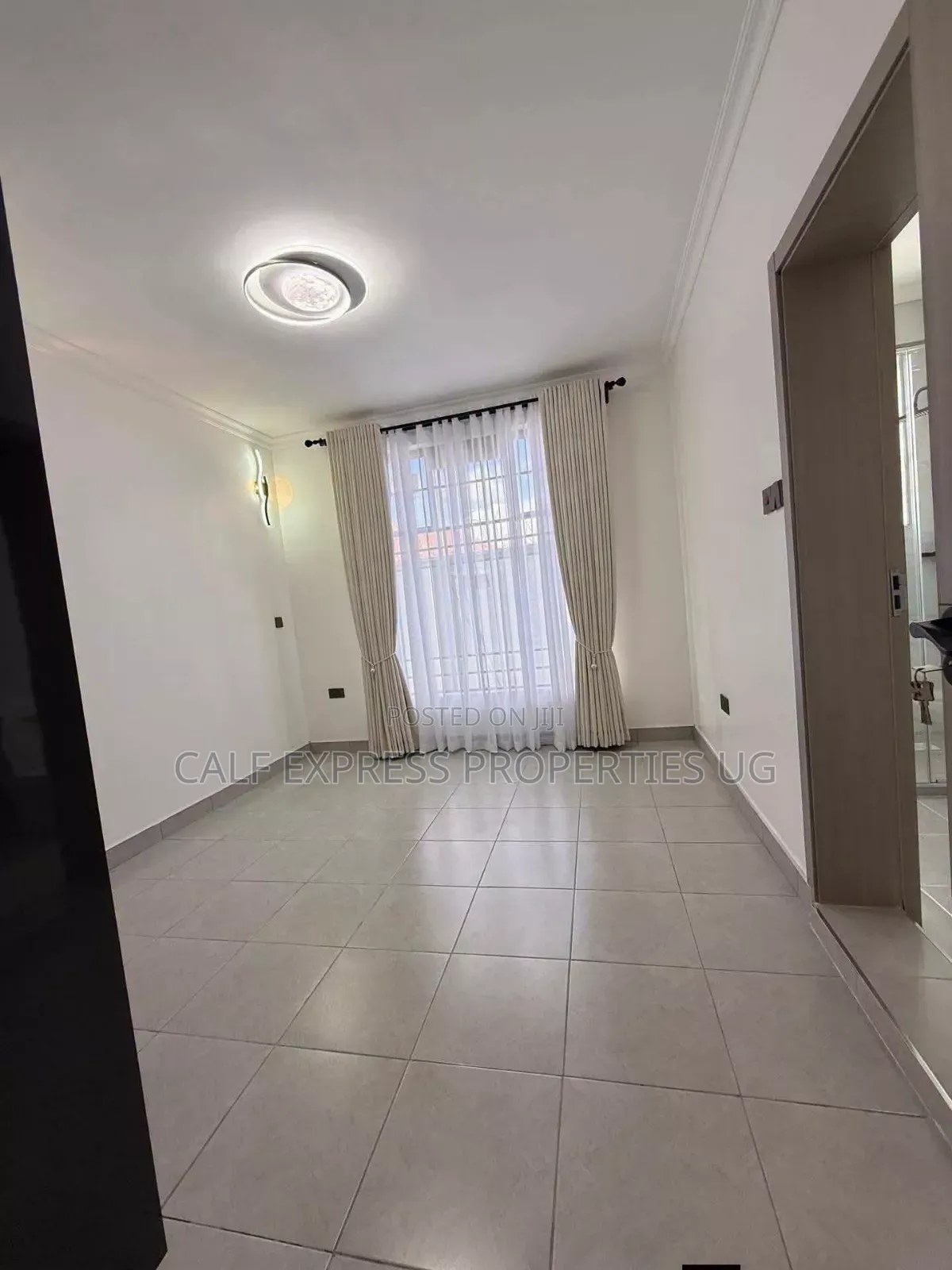 4bdrm Duplex in Kansanga Estate, Central Division for rent