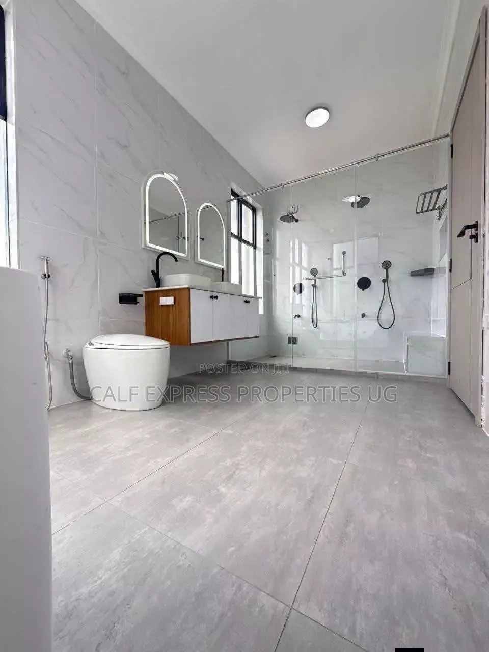 4bdrm Duplex in Kansanga Estate, Central Division for rent