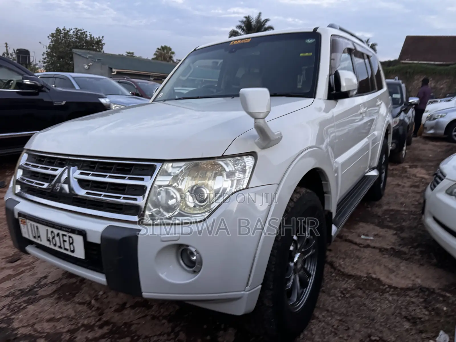 Mitsubishi Pajero 3.2 Di-Dc GLS 2011 White