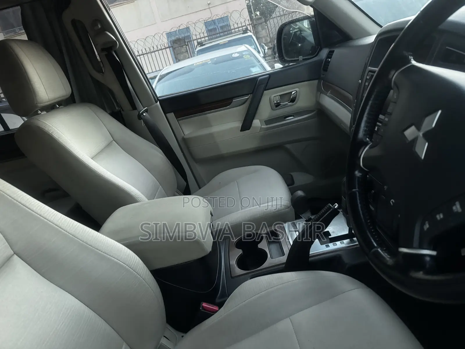 Mitsubishi Pajero 3.2 Di-Dc GLS 2011 White