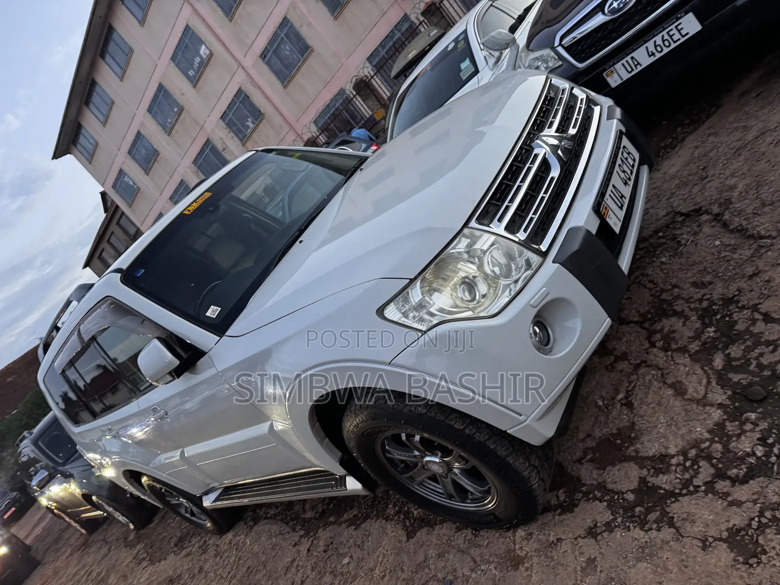 Mitsubishi Pajero 3.2 Di-Dc GLS 2011 White