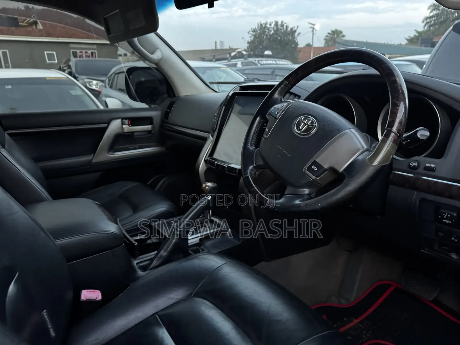 Toyota Land Cruiser 2016 Red