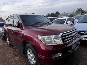 Toyota Land Cruiser 2016 Red