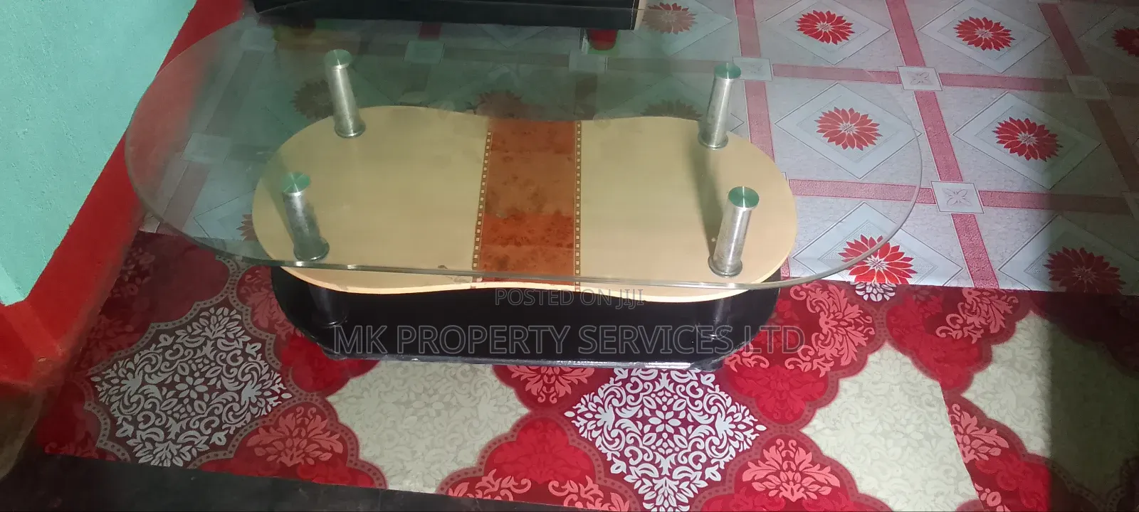 Glass Table for Sale in Matugga
