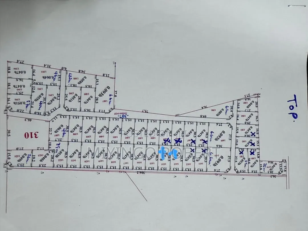 Buwambo Lugo Town Plot 50ft by 100 Ft at 33m