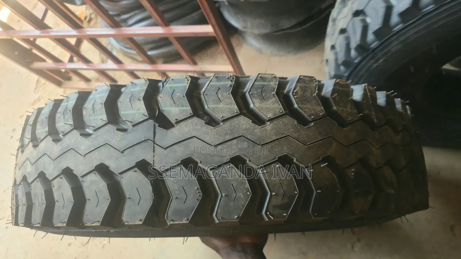 8.25r16 LT Behind Tyres Njoroko